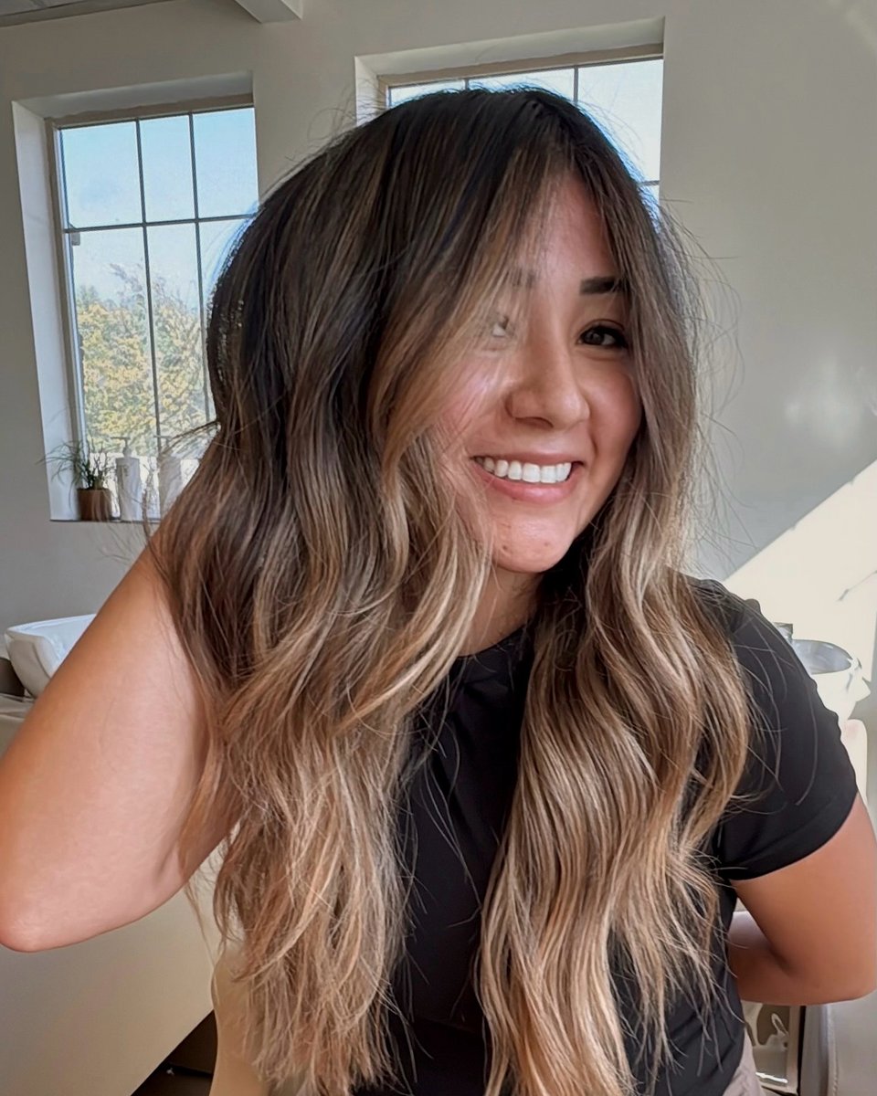 stronda157's tweet photo. Lived-in brunettes are that girl. Fall hair appointments are in full swing, and we can’t get enough. https://t.co/gXbHdW01hY
