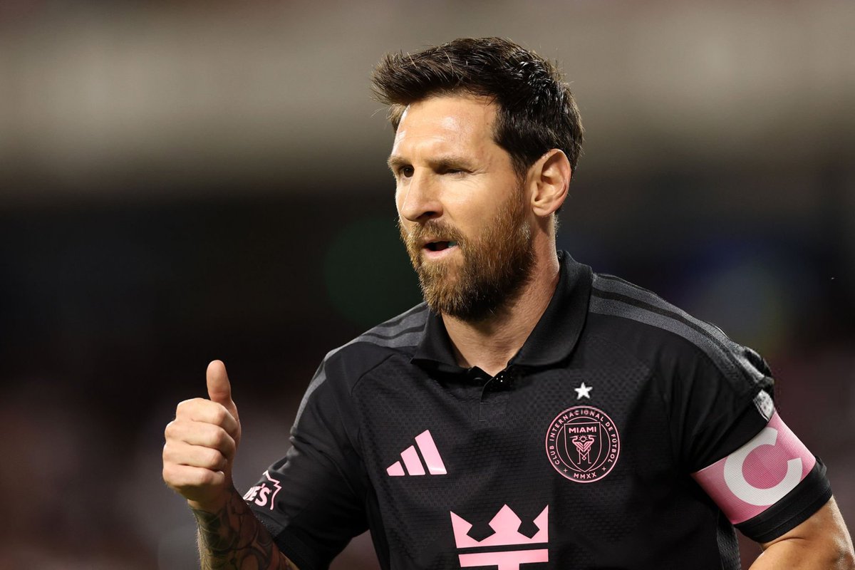 BarcaArchiveHQ's tweet photo. Lionel Messi
#InterMiamiCF | #CHIvMIA https://t.co/AbONdo4o1Q