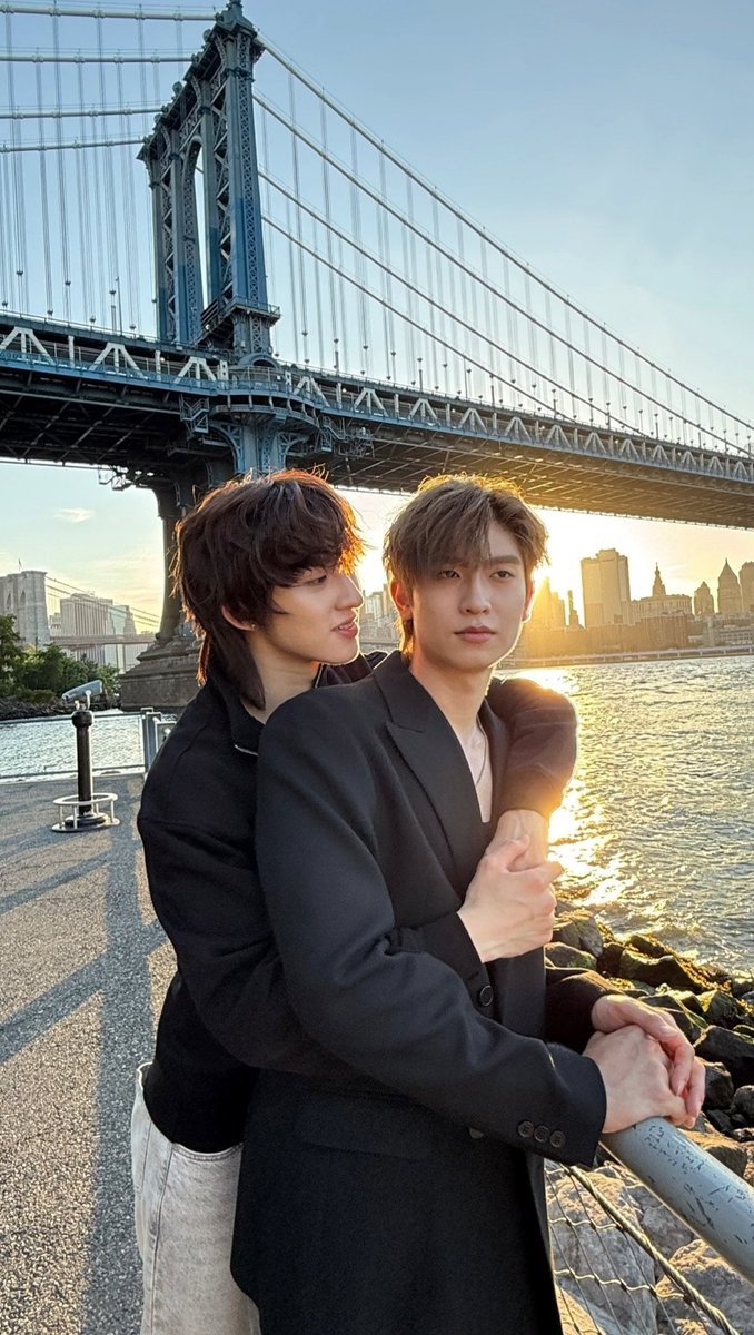mamibabi4u's tweet photo. vibe คล้ายกันแต่ feeling ดูเหงาๆ ฟีลคิดถึงคนไกล 🥺 https://t.co/taXRO6hC9w