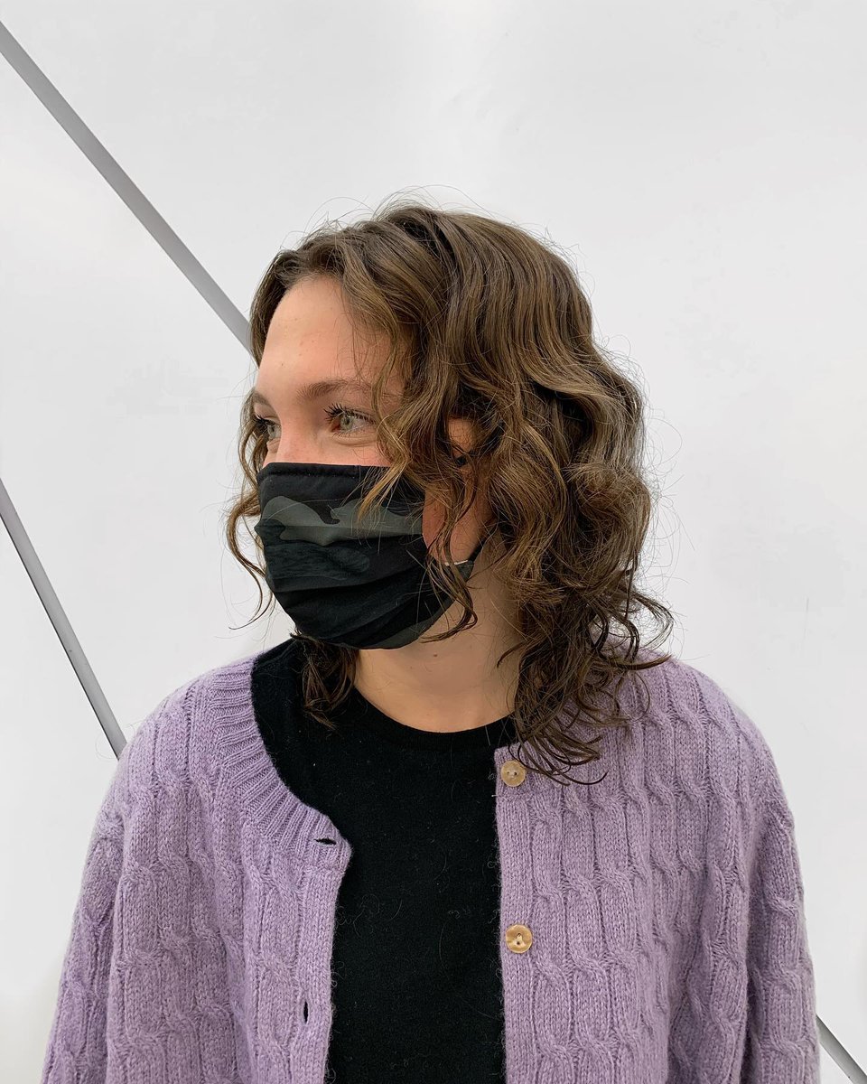 MonetHallfbz's tweet photo. Grace.. Fun curly haircut for this cutie, who I hope is enjoying college right now. https://t.co/FOj4klsh5J