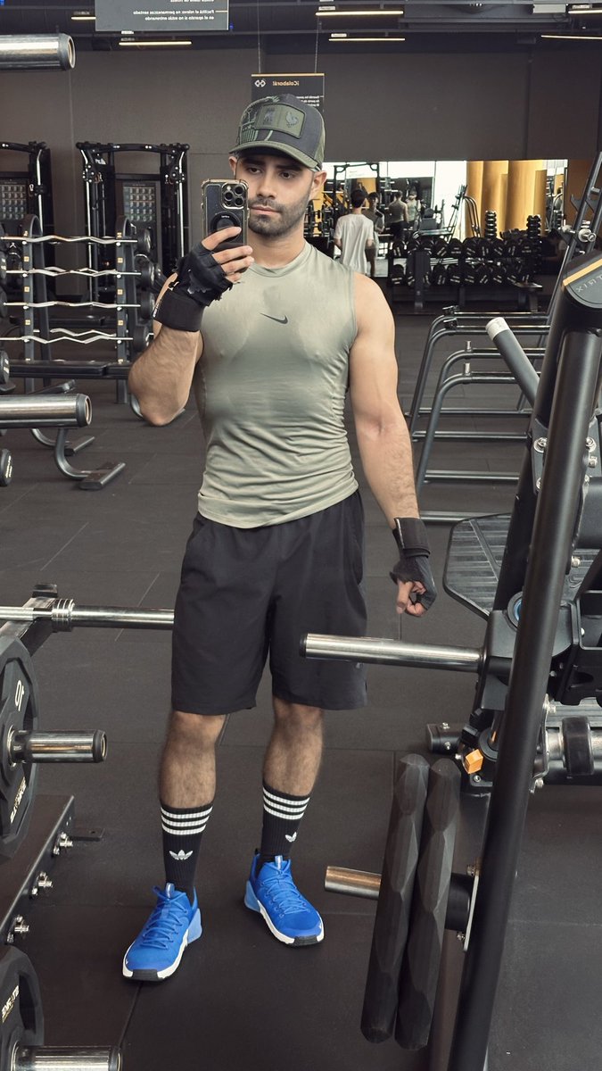 AndresCaceres79's tweet photo. @DeanTTraining Can you tell body fat percentage? https://t.co/FzLKqFwRnc