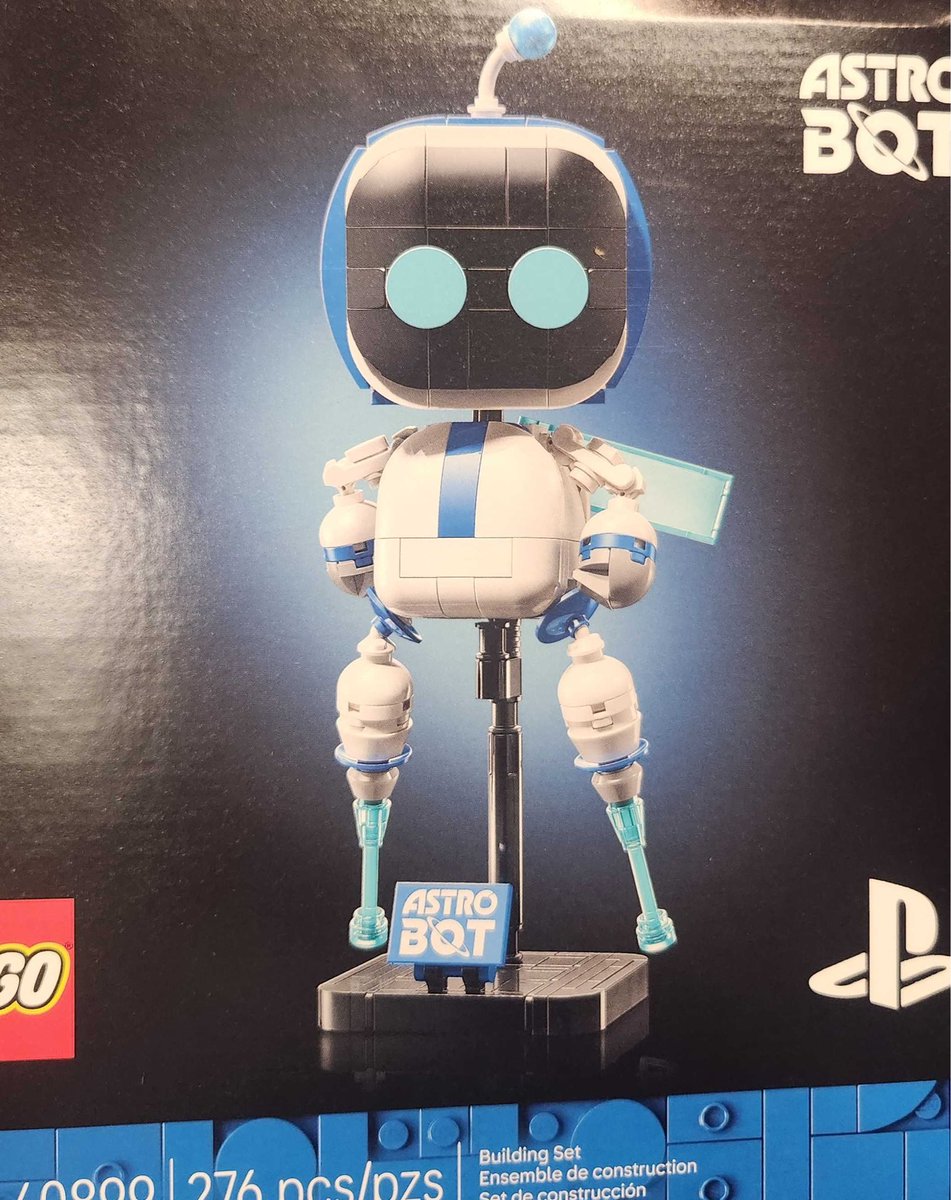 BrickTapNews's tweet photo. Here’s a look at the upcoming Astro Bot set, that’ll be free with all purchases of the PlayStation set while supplies last! https://t.co/QQfr90dv9x