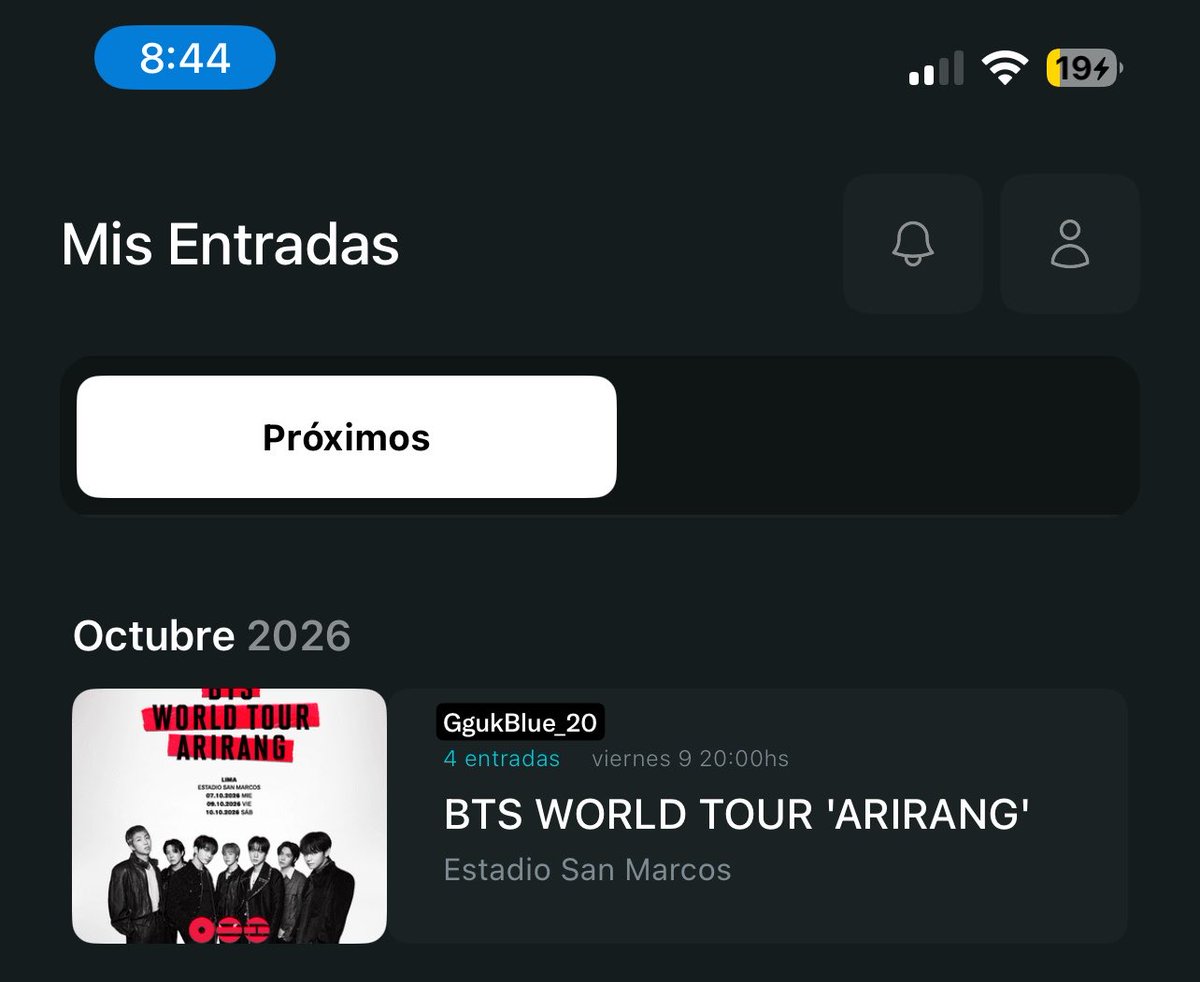 GgukBlue_20's tweet photo. Vendo dos entradas para bts perú en campo el 9 de octubre, si eres de Lima el trato puede ser presencial a partir de mañana (para agarrarnos a golpes si es necesario 😾), info al DM!! https://t.co/6LUC5bDhxC