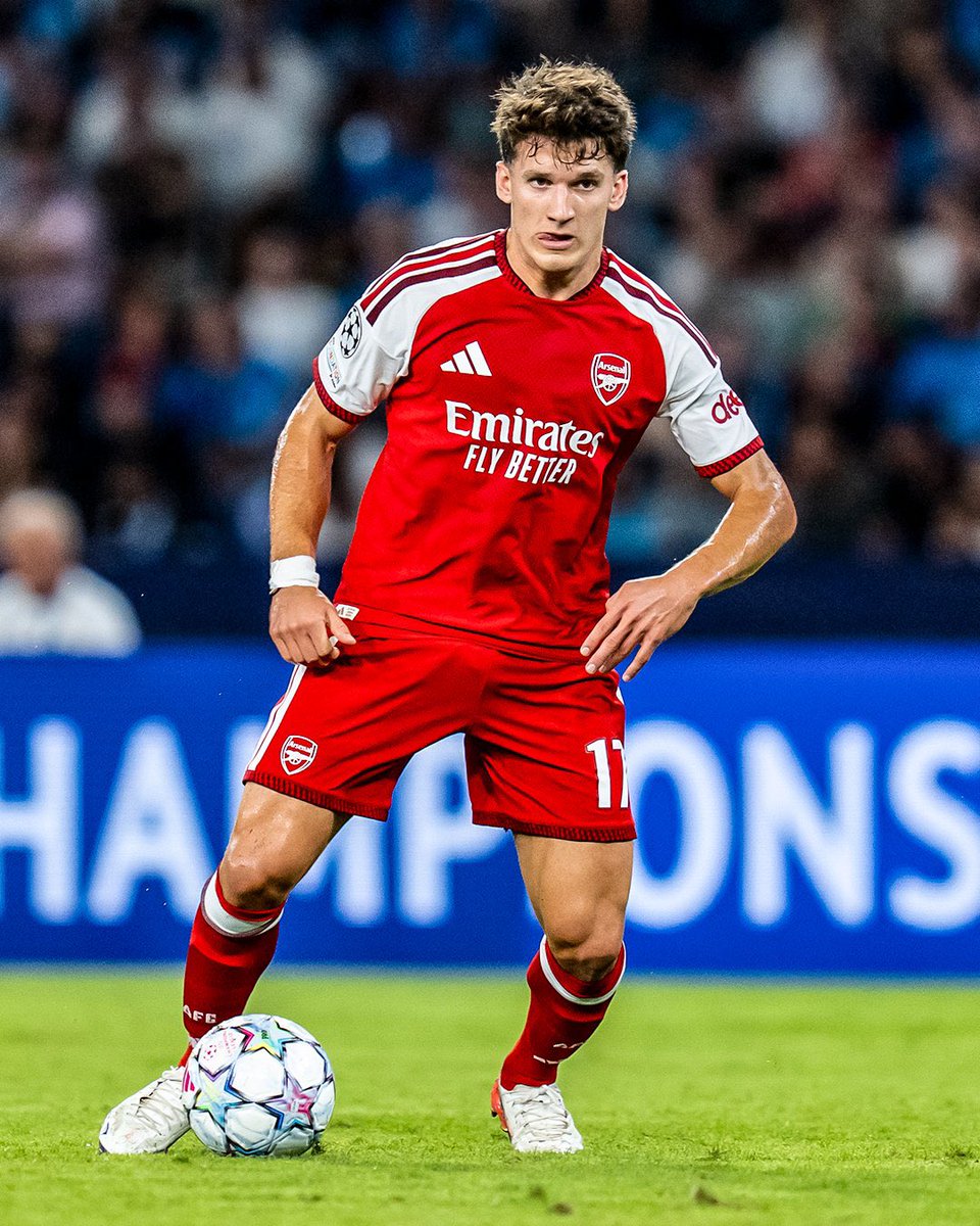DailyAFC's tweet photo. Four assists in the last five games. 🅰️

What a signing. 👏 https://t.co/jRY1vY3jna
