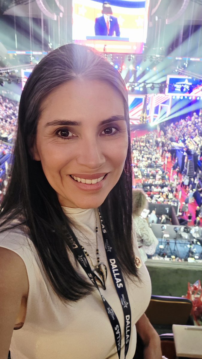 EvaSaraLandau's tweet photo. What an incredible atmosphere at the #RepublicanMidtermConvention ! 🇺🇸
So much energy, powerful reflections, and above all, a deep love for our country, our freedom, and the values we stand for.
And then came the surprise of the night… @POTUS @realDonaldTrump entrance! The curtain opened behind the stage, revealing a wall of people welcoming him. What a moment! The room absolutely erupted! 🇺🇸🔥
This is more than politics. It’s love of country, love of freedom, and the determination to keep America strong.
God bless America! 🇺🇸
@Republicans @GOP