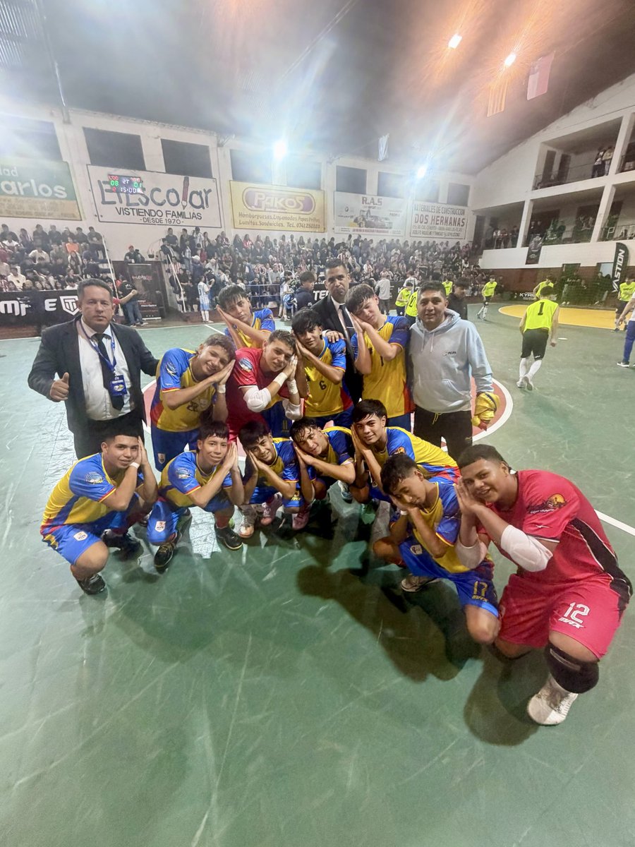 Fecolfutsalon's tweet photo. 🇨🇴😴 Primeros ✅
Clasificados ✅
Invictos ✅

¡Vamos por más en el Mundial C-15! https://t.co/IZxPeoAmvV