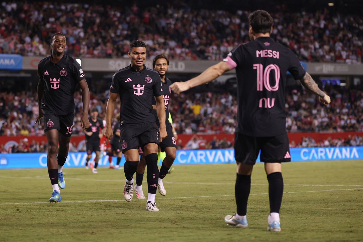 BarcaArchiveHQ's tweet photo. Lionel Messi
#InterMiamiCF | #CHIvMIA https://t.co/49TajyAV64