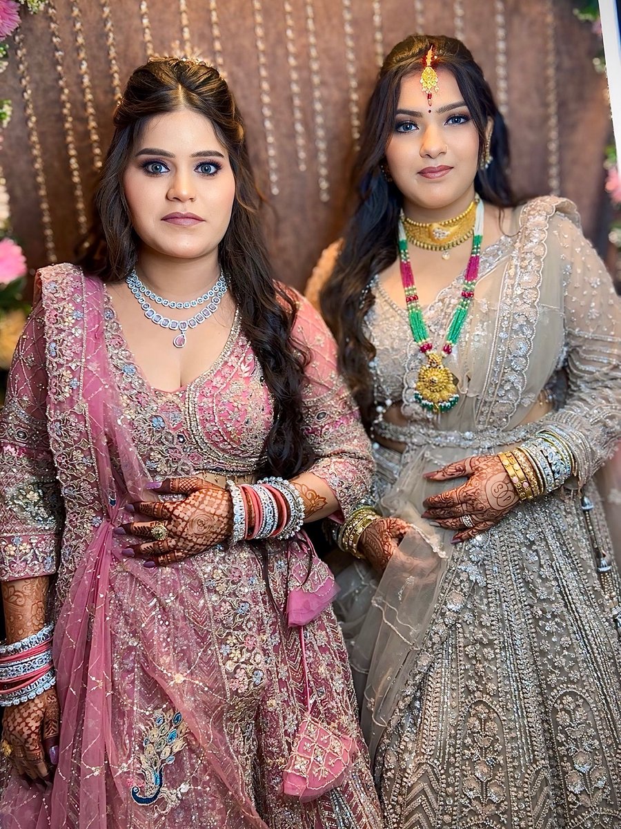 ReginiaDenox's tweet photo. Engagement look by @sudha_chaudhary_makeup_studio makeup’s https://t.co/s8MEwf9mlR