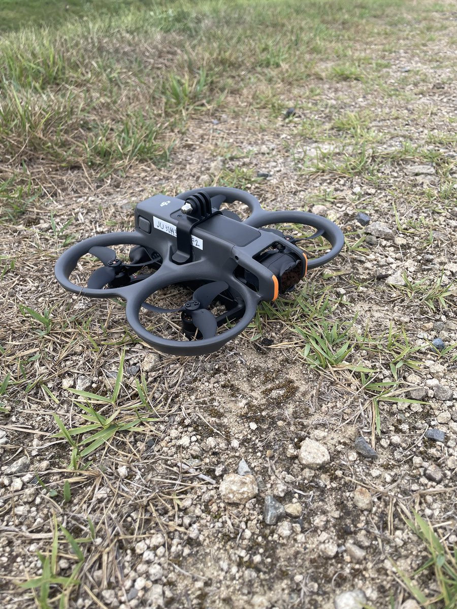 FDDI_Drone_info's tweet photo. @chuodronecircle の皆さんが、
コマツ測量実践コース(特別版)を受けに来てくださりました！

また、mavic3Eでの初めての測量でした！
これからドローン測量コースはmavicでしていく予定です！

土木・建設業界の皆様、
ドローン測量➞データ処理➞納品物作成 まで学べるので是非お越しください！ https://t.co/dwCjekM57i