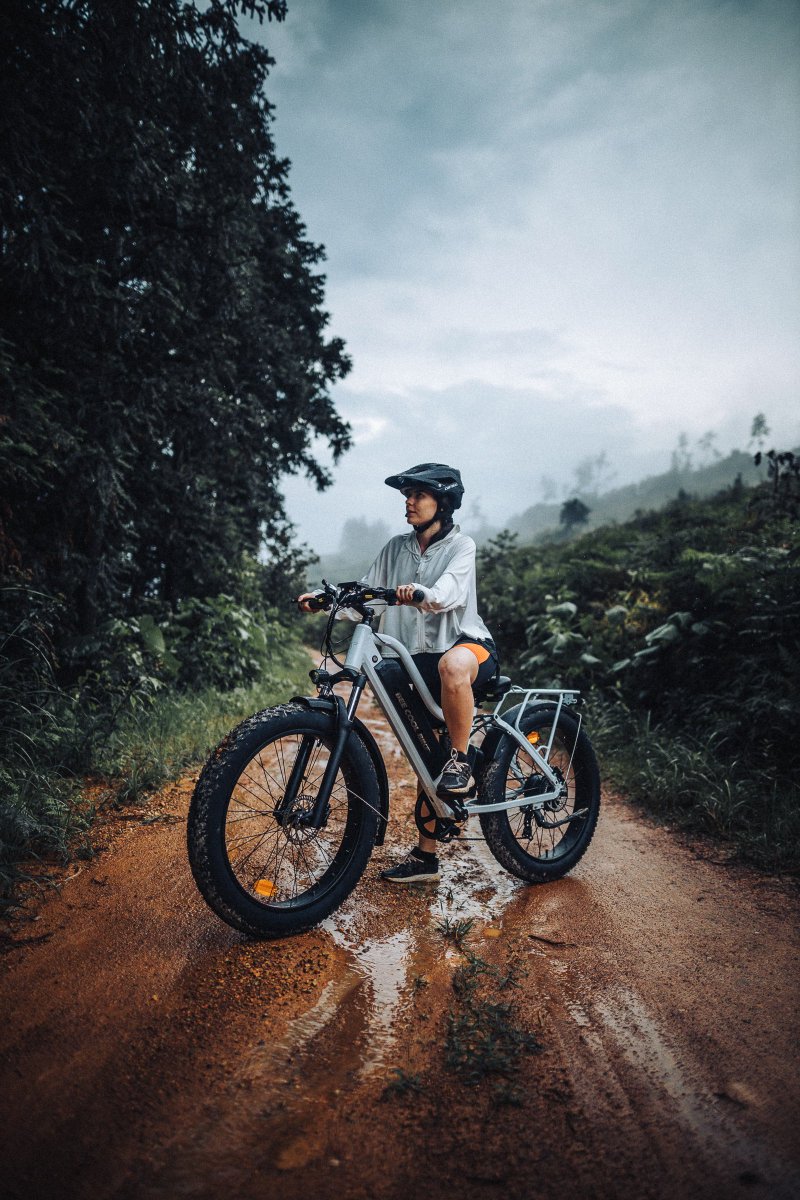 BeecoolBikes's tweet photo. One Bike. Two Ways to Ride.🍺🔔
Meet the Bee Explorer—a fun, capable full-suspension eBike. 🥰🔥
https://t.co/CBMdK1qIzt
#BeeExplorer #BeeCoolBikes #EBikeLife #MountainEBike #OffRoadAdventure #CommuterEBike #OneBikeTwoWays #RideMore https://t.co/tx480k1poo