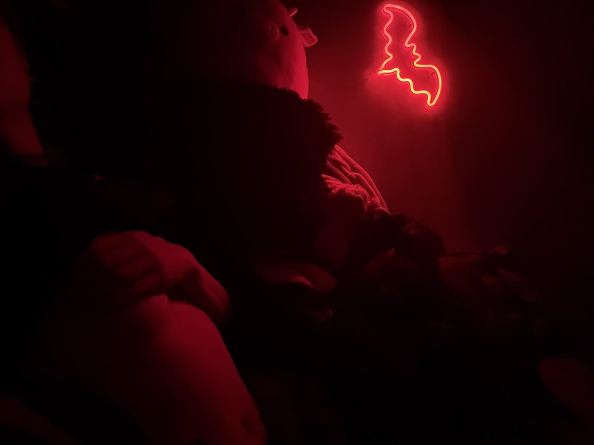 LiturgyOfLust's tweet photo. There’s a spare spot next to me. What are you doing? 😈🖤

#nsfwtwtًً  #nsfwtwt https://t.co/GJ5BGWsFtk