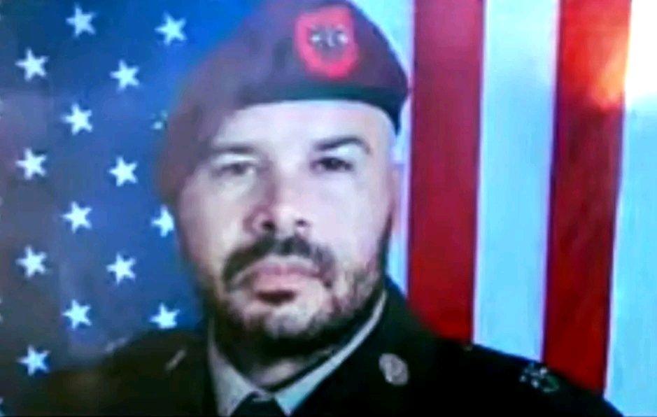 Saray_sandrac's tweet photo. Menção ao Brasil na atualização de JP. Missions Jorge Pabon (militar aposentado dos EUA, porém ainda ativo em missões sigilosas classificadas dos EUA, já esteve no espaço, já esteve no mundo intraterreno e ele é um denunciante).

"No final de seu relato, enquanto envia saudações e agradecimentos para diversos países e apoiadores de seu trabalho de divulgação, JP faz uma menção direta e calorosa ao Brasil. E isso foi a poucos dias. JP trouxe uma profecia, provavelmente uma informação privilegiada dos militares dos EUA.  Ele declara expressamente: 

"Shout out to Brazil! I can't forget about Brazil. I love you Brasil and soon something is going to happen over there that's going to shocka lot of people okay".

"Um alô para o Brasil! Eu não posso esquecer do Brasil, eu amo o Brasil e em breve algo vai acontecer por lá que vai chocar muitas pessoas, ok."

JP prometeu que algo grande, disruptivo irá acontecer em nosso território e não vai demorar. Lembrando que JP tem acesso a informações privilegiadas dos Chapéus Brancos.

Então, aguardem! Pq parece que essa transformação JP, já está acontecendo em nosso país e pelo seu prognóstico, ou melhor, a sua informação privilegiada, parece que vai ter algo ainda muito maior, que só é o começo. Tudo isso que está acontecendo, esses escândalos envolvendo ministros, tudo isso é apenas a ponta do iceberg.

Apesar de lançar esse aviso impactante, JP não revela ou detalha nas fontes o que seria esse acontecimento específico que chocará o país, no caso o Brasil."

Demis Viana