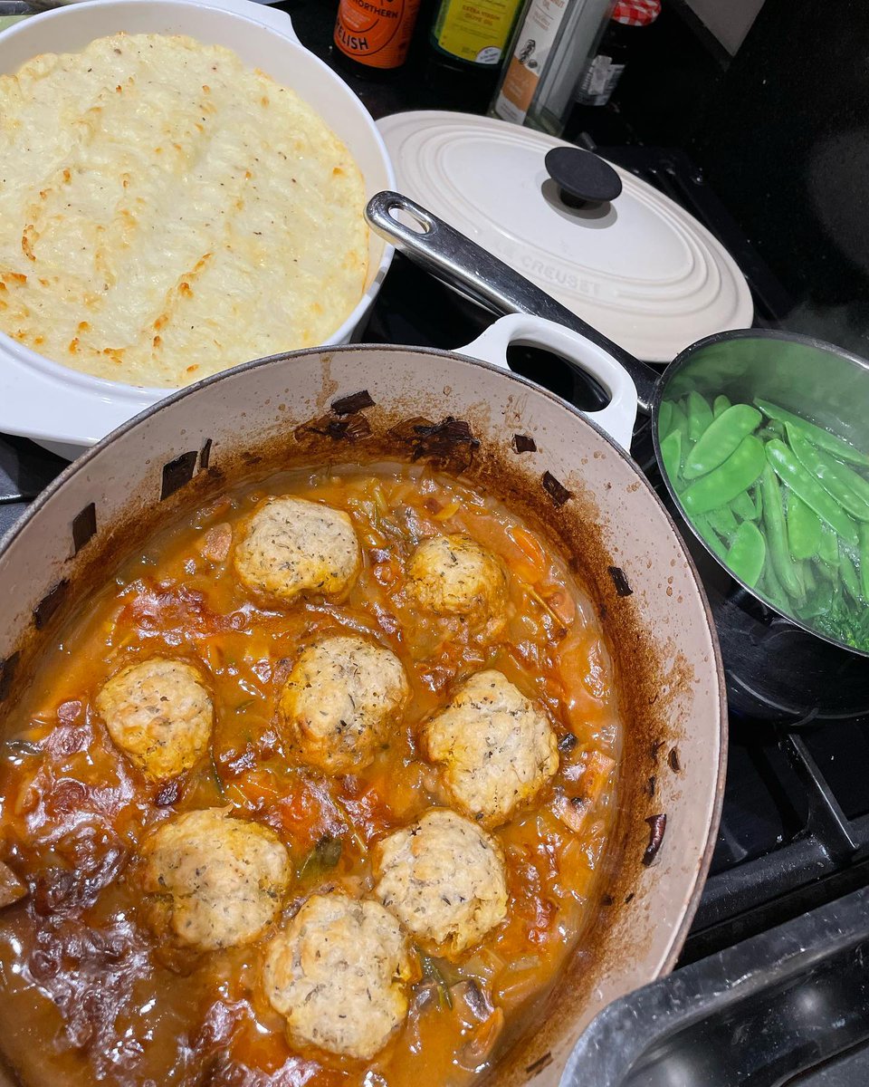 MaryaDebenhize's tweet photo. It’s that time of year: stew and dumplings season, with cheesy mash. A lovely way to use leftover top rump from Sunday roast. https://t.co/d9SckkF9ah