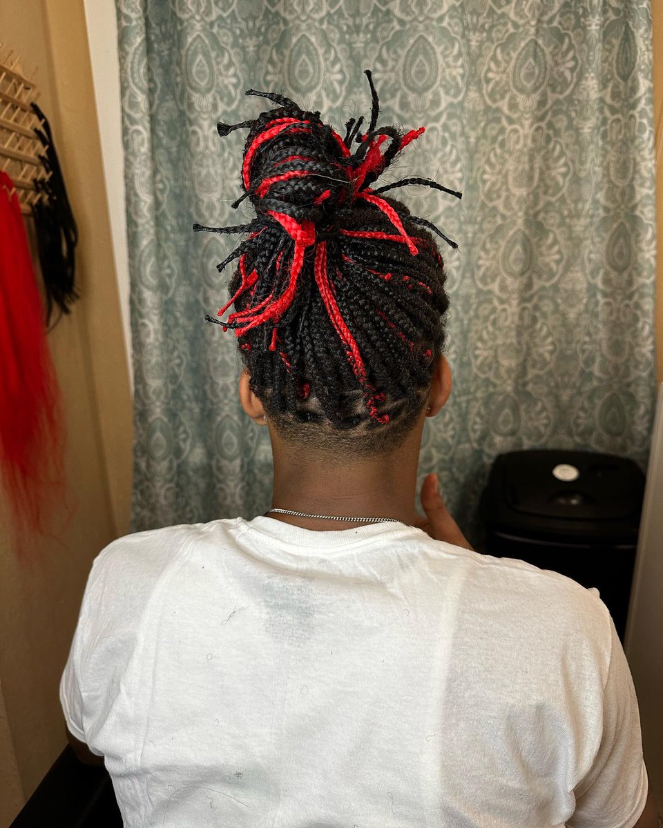 BibiKeelyxwb's tweet photo. Attention: those who work deserve to treat themselves. Did you book your appointment? African braids for men. When is your appointment? Book today. https://t.co/NNlUhicHfJ