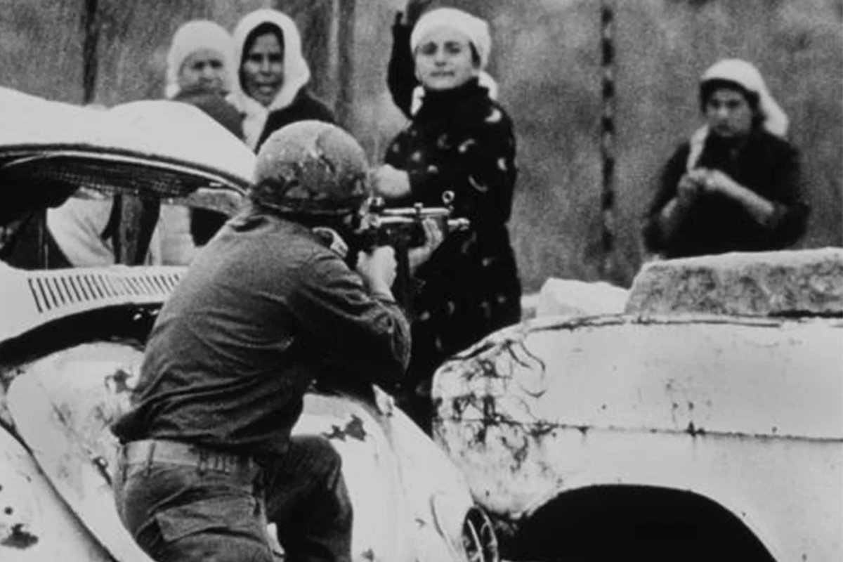 PushDemsLeft's tweet photo. You have to use AI images because the real photos from 1980s Israel show you shooting Palestinian women.

(Hamas didn't even exist yet - it would be founded soon after specifically to fight back against this.) https://t.co/avZIgeDkUd