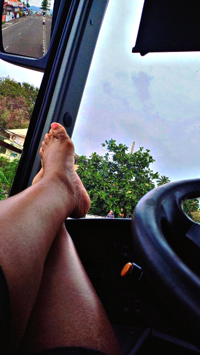 VelvetStepNow's tweet photo. #beauxpieds #beautifulfeet  #fetchist #sellcontent https://t.co/rDa281IEwq