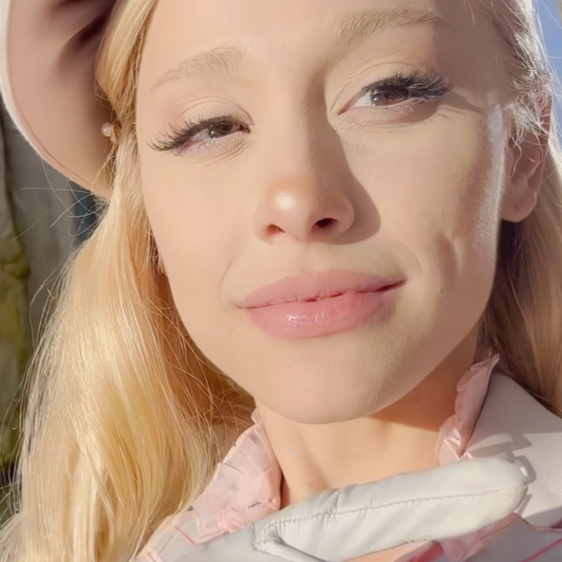 glindauplxnd's tweet photo. beautiful princess https://t.co/RPDgP7boMn