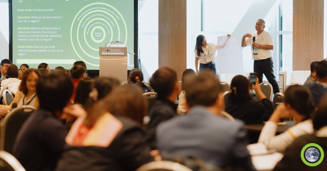ClimateReality's tweet photo. They shared lessons, talked through priorities, and explored where they could support one another beyond the training. https://t.co/6fdTYI6CWT