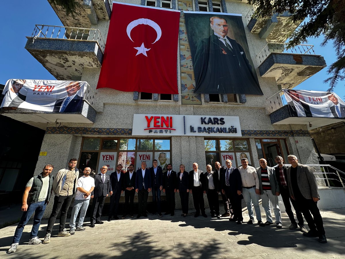 AsuKaya80TBMM's tweet photo. Genel Başkanımız Sayın Özgür Özel’in programı öncesinde, bugün serhat şehrimiz Kars'tayız.

Halkımızın umudunu büyütmek, adalet ve refah dolu bir gelecek için Türkiye’nin her bir köşesinde durmaksızın çalışmaya devam edeceğiz. https://t.co/acXl2m7Tp9