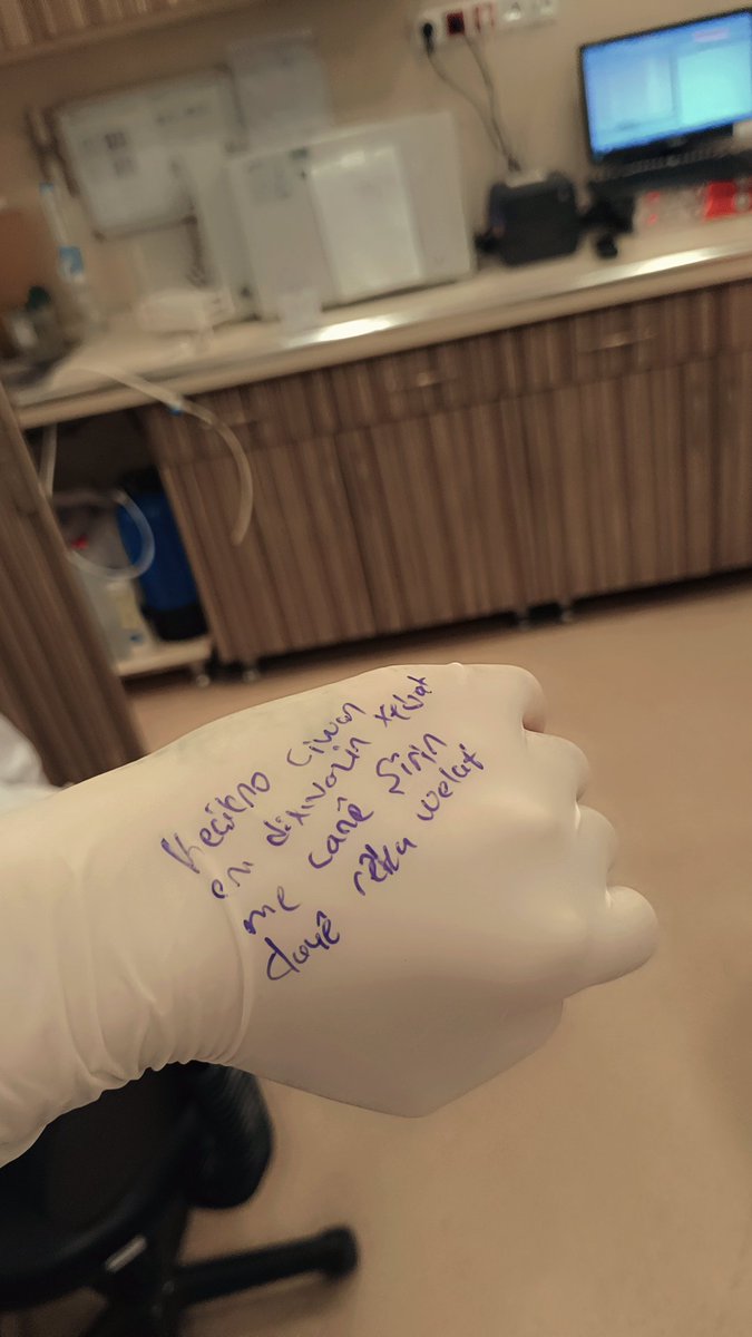 x_gule21's tweet photo. Me canê şîrîn 
Dayê rêka welat... https://t.co/S32g1MrdKA
