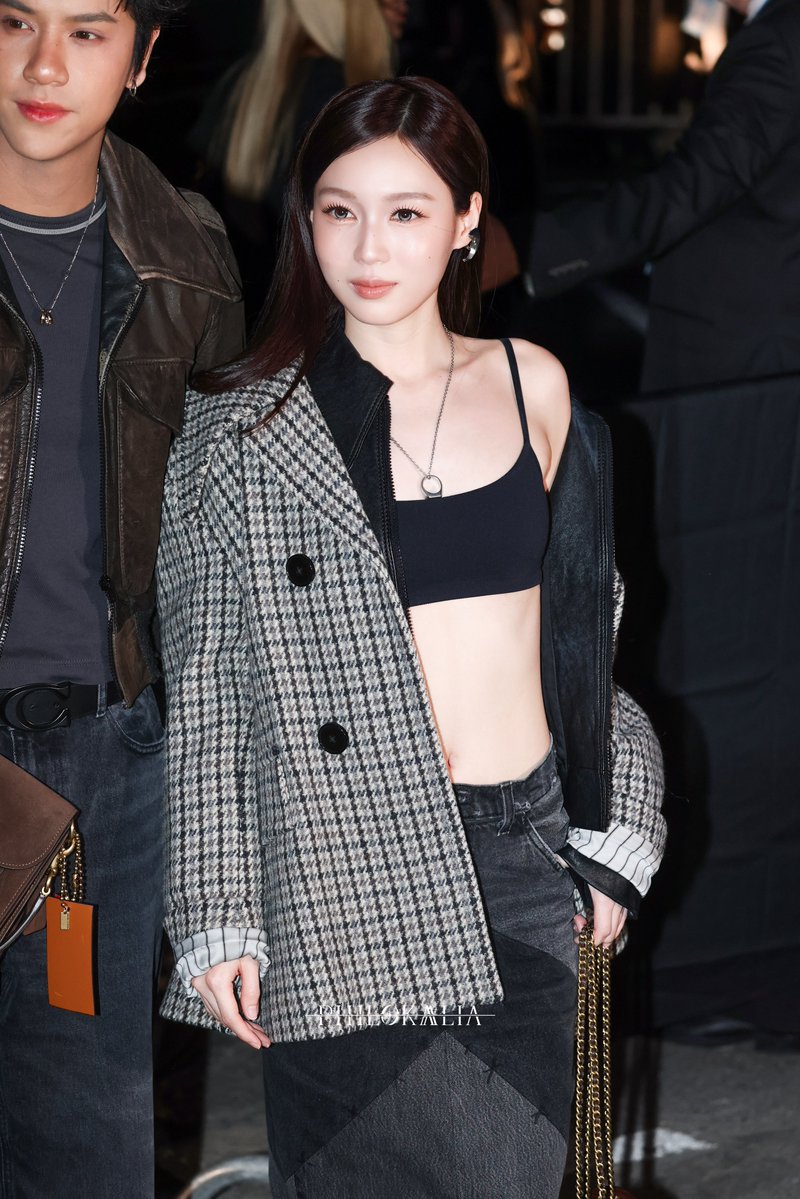 strawkeyx's tweet photo. Cantiknya Love

LOVERRUKK AT COACH NYFW27
#CoachNYxLoverrukk
#loverrukk #CoachNY 
#CoachSpring27 https://t.co/EOvobLEXUI
