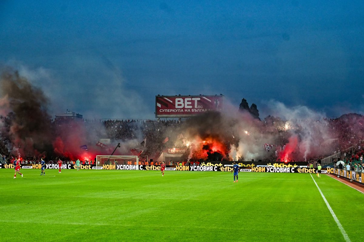 FanClubSectorG's tweet photo. С4МО ЦСКА! 🏆

#ЦСКАСофия #СекторГ #CSKASofia #SectorG #ultras https://t.co/AZsobfiYLz