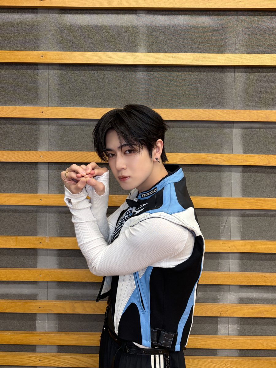 official__INI's tweet photo. [📸] 260910
フジテレビ「STAR」

#佐野雄大 #YUDAI
#SANOYUDAI

Detail ❯❯ https://t.co/6LiTf183IC

#STARスター
#INI #INI_ANTHEM #INI_YKWTD 
#Todays_INI https://t.co/5IprYnGX3W