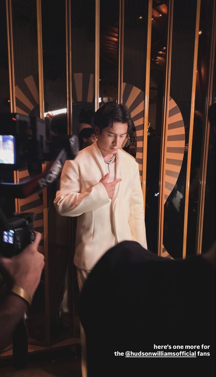 hudsonwupdates's tweet photo. Another photo of Hudson Williams at the Bvlgari Serpenti Infinito celebration party in NYC! ✨

(via nydoorman) https://t.co/twJX2Ku8UQ