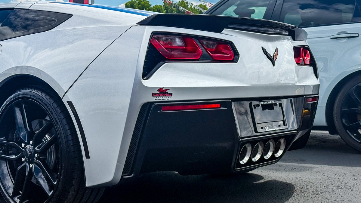 RachelCryar's tweet photo. PHOTOGRAPHER'S PICK 
2017 Chevrolet Corvette Stingray Z51 1LT 
P2183 
Clean Carfax 
Remote Start 
Navigation 
Apple CarPlay/Android Auto 
Hotspot 
67, 873 Miles 
Price: $47, 574 
200 Saturn Way, Hurricane, WV 25526 
304-507-3363 https://t.co/OQYnuGj8Q6