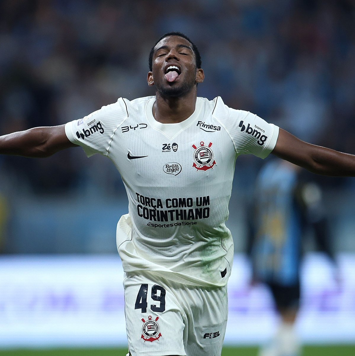 elyelsccp's tweet photo. Torcendo muito para o Yuri Alberto e o André voltarem no jogo de volta da libertadores.

A chance do Corinthians classificar com esses dois aumenta drasticamente. https://t.co/VjumZvDrUH