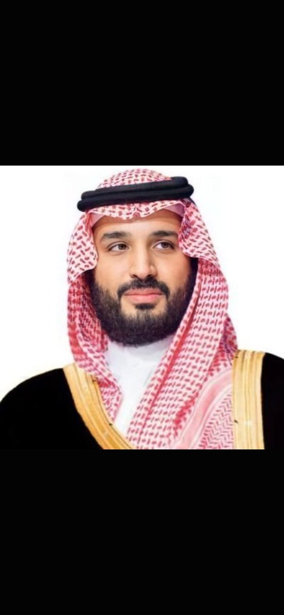 Aflashofapen97's tweet photo. وميض قلم✍️
في قلب الجزيرة العربية، حيث تلتقي أصالة التاريخ بشموخ الحاضر، تقف المملكة العربية السعودية العظمى منارةً للحق وقبلةً للمسلمين، ورايةً للسلام والاعتدال.
غير أن هذا العطاء الممتد والنهوض الفريد بات هدفاً لسهام الغدر؛ فنشأت ضدها حربٌ ضروس، لم تُشعل في ميادين القتال التقليدية فحسب، بل حِيكت خيوطها في دهاليز الخبث، بأساليب مدروسة وممنهجة، يقودها حاقدٌ أعمى بصيرته النور، وحاسدٌ ينهش صدره الغل، ومتطرفٌ مرق من الدين والوطنية كما يمرق السهم من الرمية.
إنها حرب فكرية شعواء تستهدف العقول والوجدان، وتسعى للنيل من اللحمة الوطنية، وتشويه المنجزات العظيمة التي يبنيها هذا الوطن بسواعد أبنائه البررة.
وأمام هذه التحديات الجسام، لا يقف الولاء متفرجاً، بل يتحول إلى قوة دافعة تستنهض همم النخبة من العلماء والدعاة، والأدباء والمثقفين.
إن هؤلاء هم حماة الثغور الفكرية، وحملة مشاعل الوعي، والواجب عليهم اليوم ليس ترفاً بل هو ضرورة ملحة وواجب ديني ووطني مقدّس.
على العالم ببيانه، والداعية بحكمته، والأديب بجمال كلمته، والمثقف بعمق فكره، أن يصطفوا كالبنيان المرصوص للدفاع عن حياض الوطن.
كلٌّ من موقعه، وفي حدود تخصصه، مستثمرين وسائل التواصل الاجتماعي كافة، لتكون منابر للحق، ومنصات للوعي، وحصوناً منيعة تتكسر عليها موجات التضليل والافتراء.
إن الدفاع الفكري هو معركة الوجود، وصيانة العقيدة والدار، والوفاء لوطنٍ منحنا الأمن والأمان، ووجب علينا أن نبادله دماً بدم، وفكراً بفكر، حتى تظل السعودية العظمى شامخة أبية، تشرق بنورها على العالم، ويخسأ أمام مجدها كل حاقد وأثيم.

#الخميس_الونيس
#عاجل_الآن 
#امن_السعودية_خط_احمر