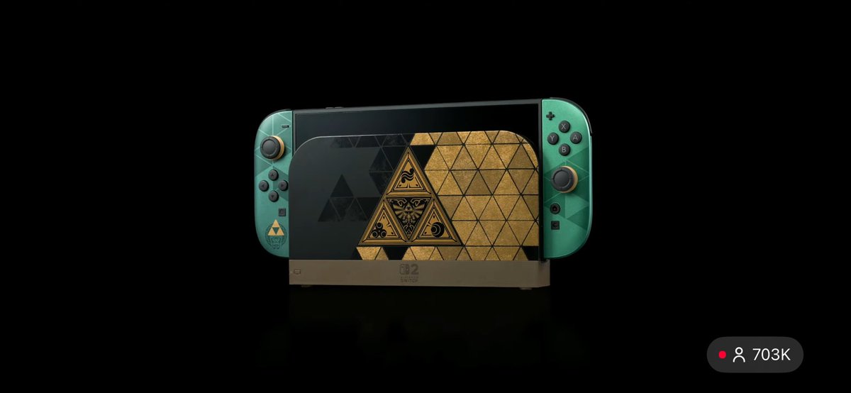 david_suarez97's tweet photo. I'm not exaggerating one bit when I say this is the most beautiful Switch edition Nintendo's ever made.

It's even more beautiful than the one they released for Tears Of The Kingdom, and that's saying something.

#OcarinaOfTime #NintendoDirect https://t.co/CIEYlKrA89