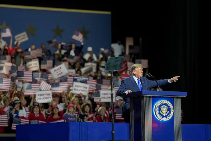 OCOCReport's tweet photo. 🚨 TRUMP’S MESSAGE FROM DALLAS: “PRETEND I’M ON THE BALLOT”

In tonight’s speech, President Trump framed the midterms as a referendum on his presidency and argued that Democratic control of Congress would threaten Republican policies on taxes, immigration, public safety and cultural issues.

His principal promises and arguments included:

• A proposed $5,000 “Trump Dividend” for every adult U.S. citizen if Republicans retain both chambers—although no funding mechanism or legislation has yet been presented
• Lower credit-card swipe fees and support for a 10% cap on credit-card interest
• A healthcare plan emphasizing price transparency and payments directed to patients rather than insurers
• Stronger border enforcement and voter-citizenship requirements
• Ending cashless bail and banning gender-transition surgery for minors
• Preserving Republican tax policies and defending his administration’s tariffs
• Continued defense of the Iran war as necessary to prevent an Iranian nuclear weapon
Trump’s central argument was straightforward: if voters want his agenda to continue, Republicans must retain the House and Senate. Now voters must examine the promises, costs and results—and decide for themselves.
Sources: AP