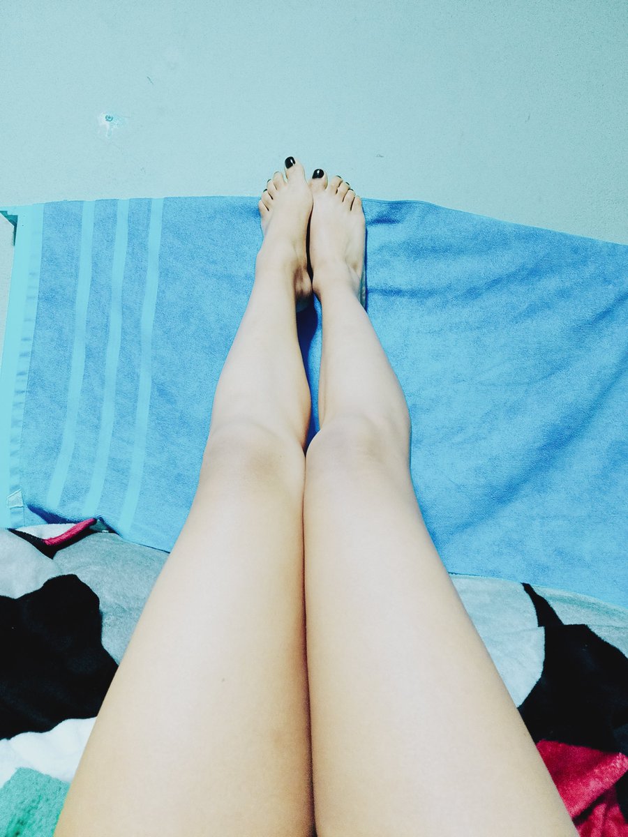 Fernandaap8u3's tweet photo. Holis mi amor que haces 👣👣 https://t.co/Yzp3qShEFa