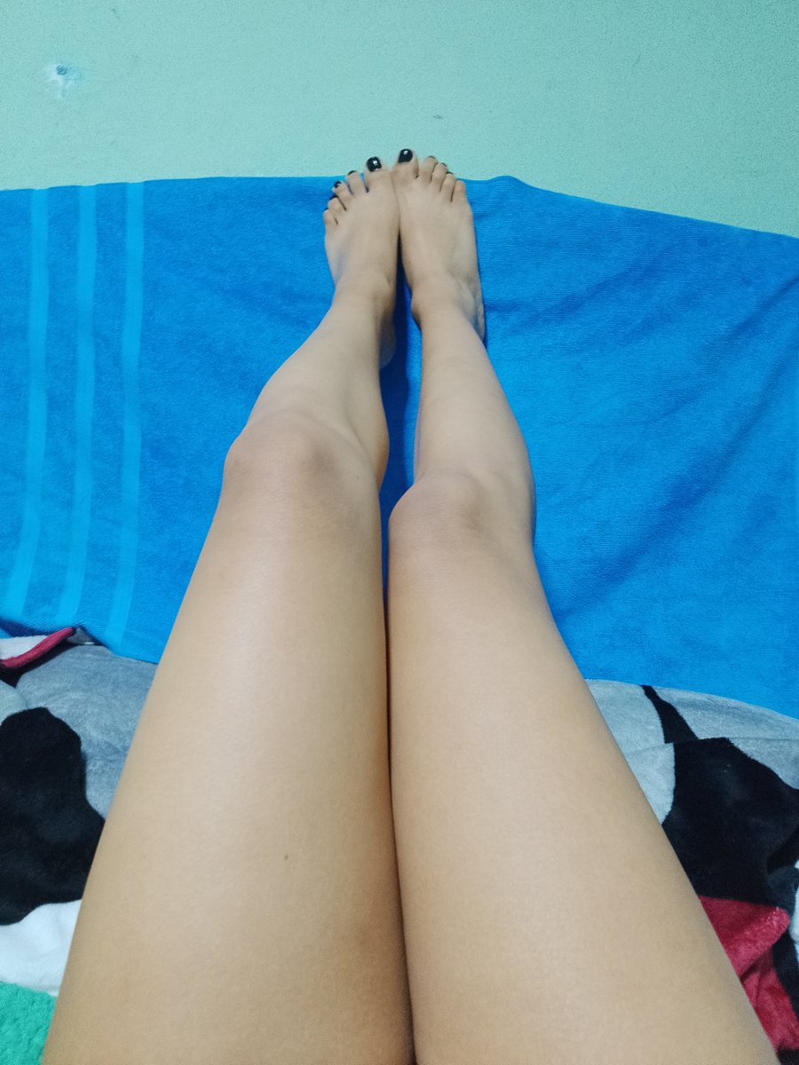 Fernandaap8u3's tweet photo. Quiero lechita 👣👣 https://t.co/xvkwXqjnEi