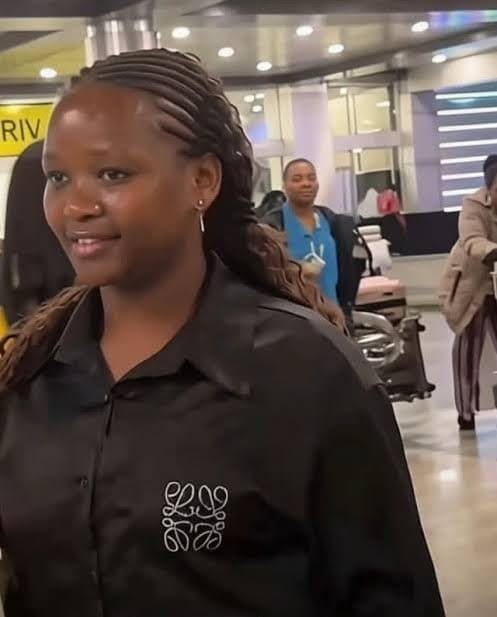 digestfeeds's tweet photo. Ugandan TikToker Benita 14mins goated videos 👇 https://t.co/YWtmuaLqUf