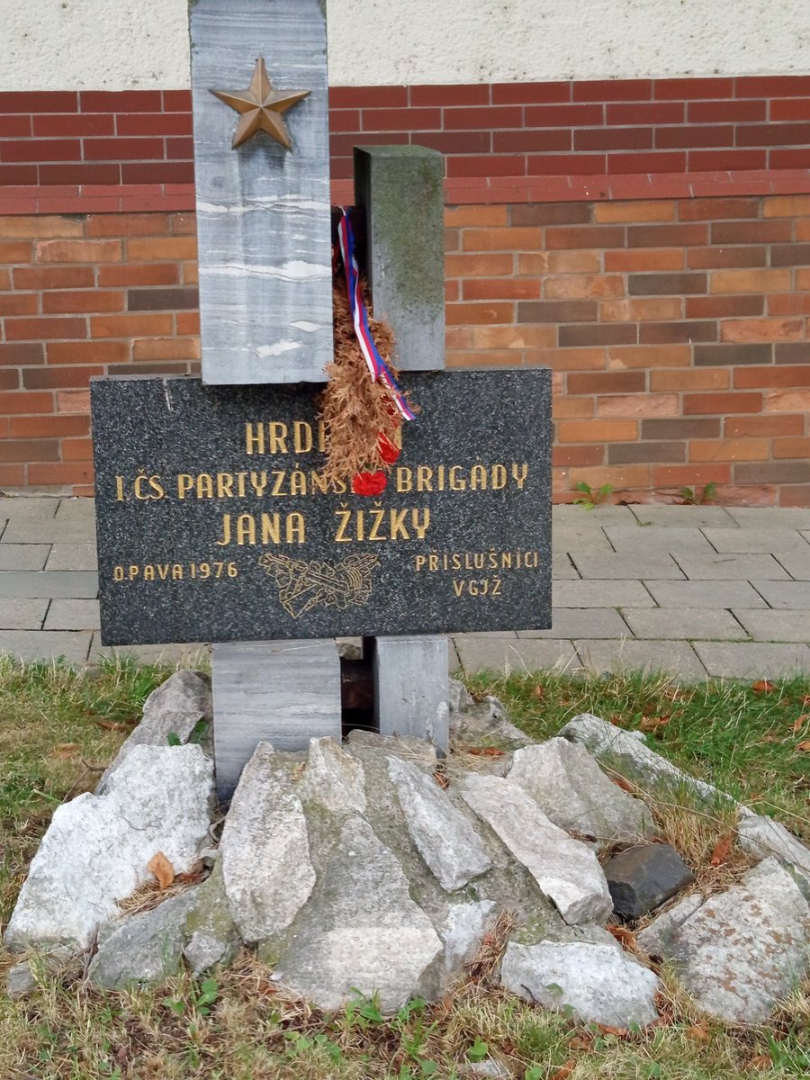 TVentuss's tweet photo. @ArmadaCR Vítejte doma,AČR🫡 https://t.co/KuxriGmqvi