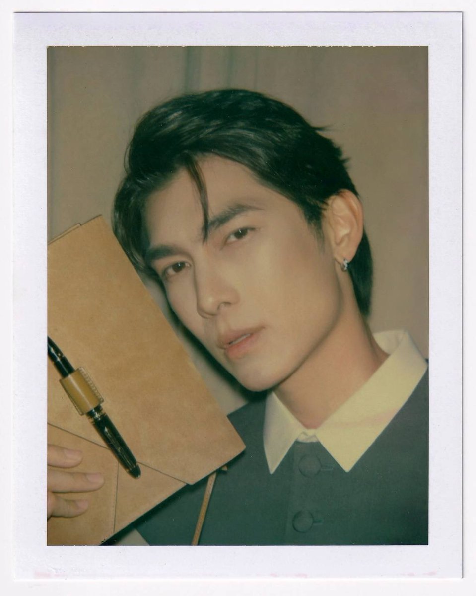 MssTrending's tweet photo. IG: MewSuppasit Update 

A night to remember with the @montblanc_world fam celebrating #100YearsOfLeather in New York

MONTBLANC DINNER WITH MEW

@MSuppasit
#MontblancLeather
#Montblanc
#100YearsofLeatherxMew
#MewSuppasit #มิวศุภศิษฏ์ https://t.co/aoq5ufuWPG