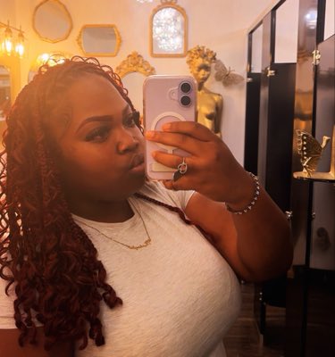 Kayla_boww's tweet photo. #NewProfilePic https://t.co/8I7EY72J6a