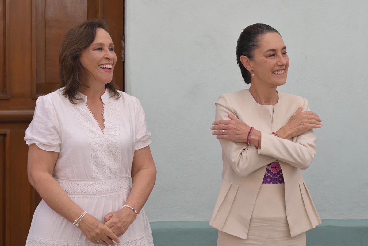 ElDiariodeMina's tweet photo. La gobernadora Rocío Nahle García recordó que la presidenta ha ayudado mucho a Veracruz, pues es la entidad que más ha visitado…¡Clic para continuar leyendo! 
https://t.co/uaz5UHnbgQ
@Claudiashein
#veracruz #rocionahle #gobierno #infiernillo #desarrollo #noticias #politica https://t.co/W3PJz3JH20