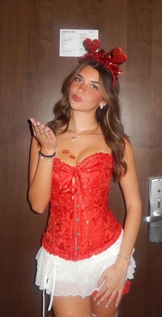 Rate_or_expose's tweet photo. Maddie whore 🔥🔥🔥 

Honestly, they are among the nicest people I have ever met 🔥🔥🔥🔥👌

What do you think about her?? https://t.co/TIzYWXljLE