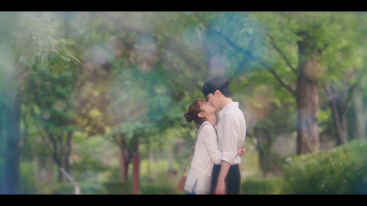 CJnDrama's tweet photo. 눈부시도록 아름다운 하기💗다름

 #최애의사원 #강훈 #김혜준 https://t.co/l9bhu3cuCm
