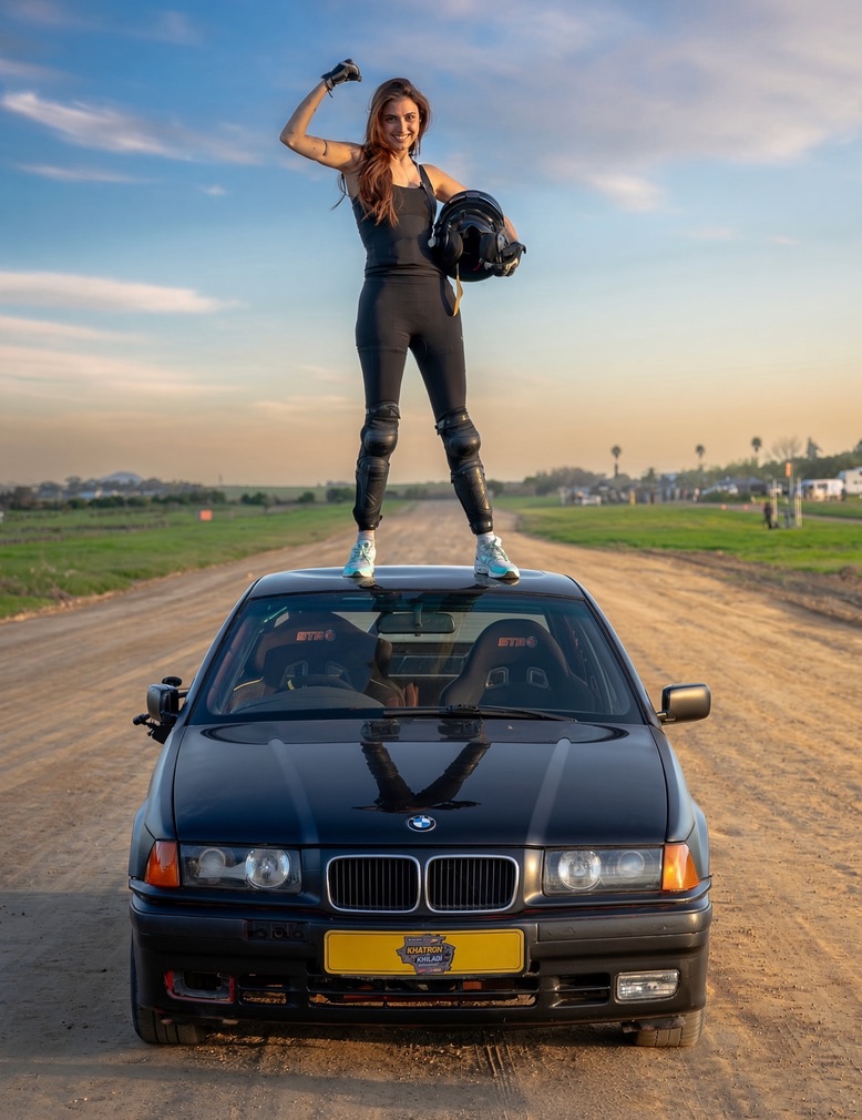 sheikhnoor's tweet photo. We've All Heard This Saying, 
She Literally Made Us Feel It.

When The Going Gets Tough,
The Tough Gets Going.

No One Can Ever Match The Passion & Courage of 
👑 @Farrhana_bhatt  Didn't Just Perform Her Favorite Car Stunt.
She Drove Through Fear, Exhaustion and Every Reason To Stop 🚫
However Got Behind The Wheel and Drove Straight Through It.

That Kind Of Fire Doesn't Get Matched.
Passion, Courage, Grit.
Thats Queen 👑 @Farrhana_bhatt 

#LetsLitUpTheSky with our own 🌟@Farrhana_bhatt Thread 163

#FarrhanaBhatt 
#FarrhanaRebellions 
#KKK15