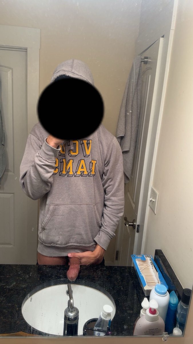 Theprofess2am's tweet photo. 👀
#freaks #meetuptonight https://t.co/1wDISuXJDp