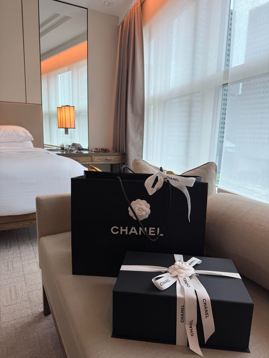 NebulaHazeq's tweet photo. Fragrant grandma is fragrant https://t.co/DwFAqMwjdd