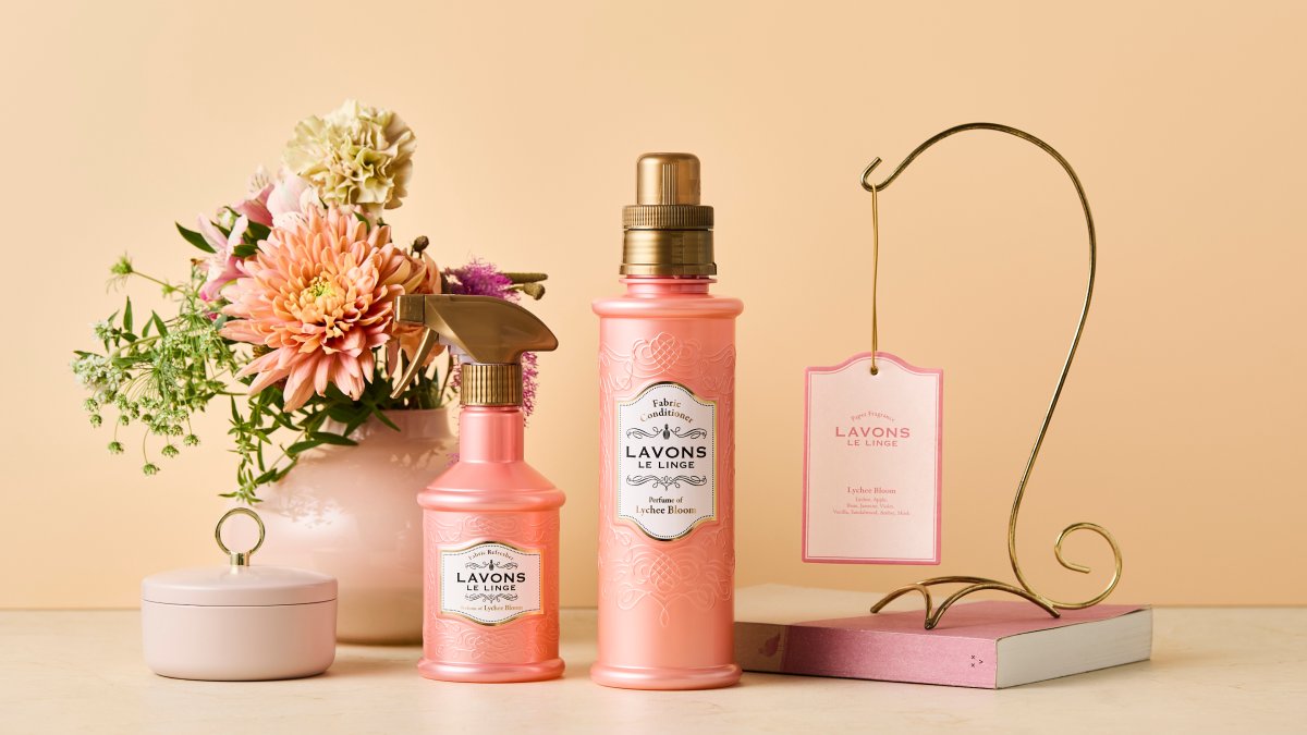 lavonslelinge's tweet photo. 💐限定発売💐
ライチとバニラの甘さが心地よいフルーティームスク系「ライチブルームの香り」が登場

甘くみずみずしい香りが、幸福感あふれる気分へ💎

10/1(木)より全国のドン・キホーテ系列店舗*と各ECサイト限定で順次発売🧡

#ネイチャーラボ

*一部店舗を除く https://t.co/AAekVHcJrn