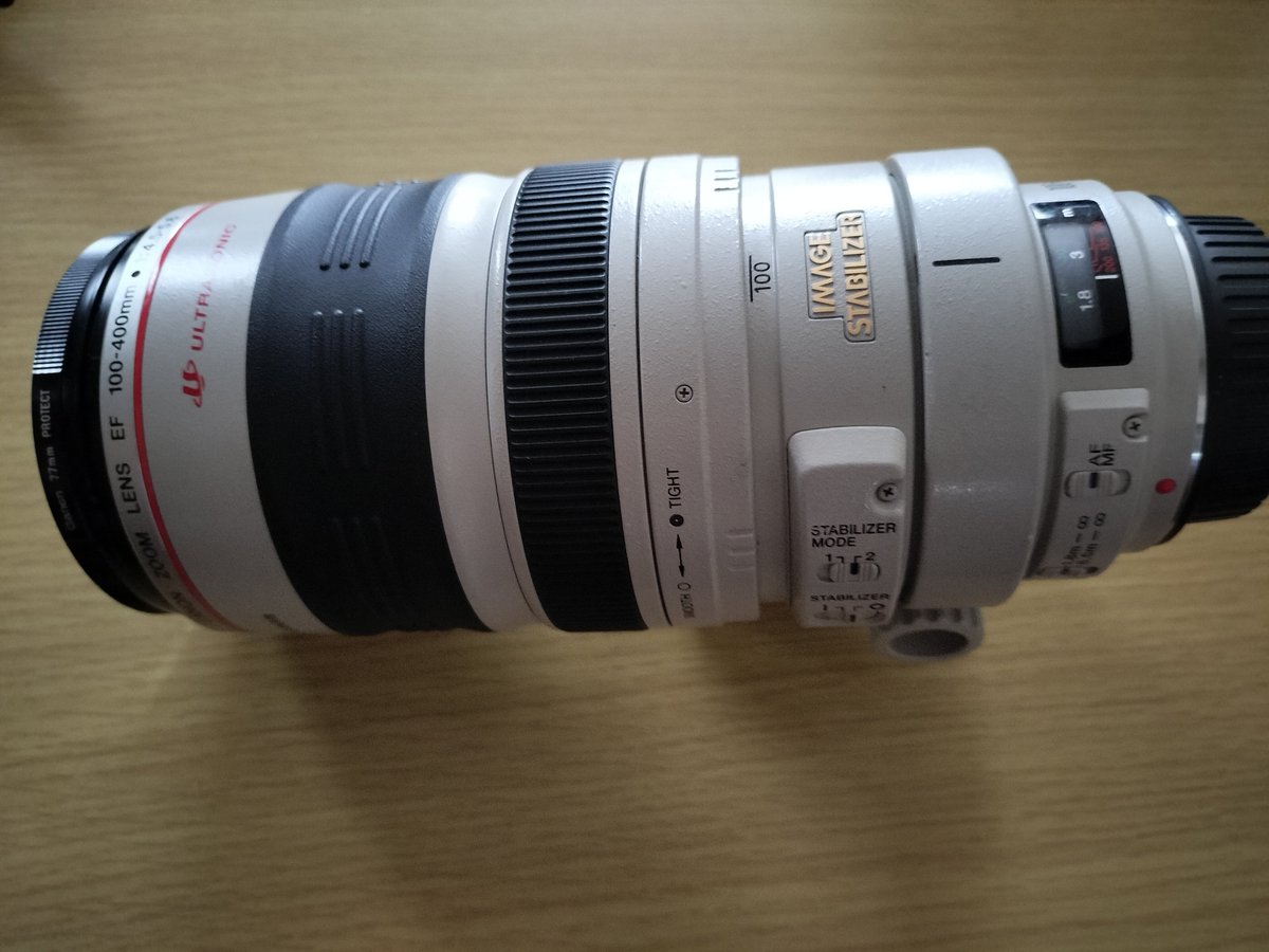 asumon11's tweet photo. レンズが届きました！
新品は高いので10万程度の中古です😅良い写真が撮れればよいが… https://t.co/vsu1CvnT0U