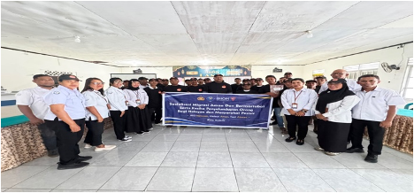 AinyBaadilla's tweet photo. 20 Juli 2026, Luhkan Kota Ambon melakukan Sosialisasi Migrasi Aman dan bermartabat   serta resiko penyelundupan orang bagi nelayan dan masyarakat pesisir di   Negeri Laha https://t.co/4KNEO9iQl4