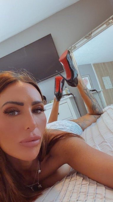 Lilymay218968's tweet photo. #daddykink #daddydaughter #daddyslittlegirl #taboo
Let me know what you want xx
DM me you cannot shock me xx
https://t.co/JSu0Jad2XJ https://t.co/HaV6ND3Sxh