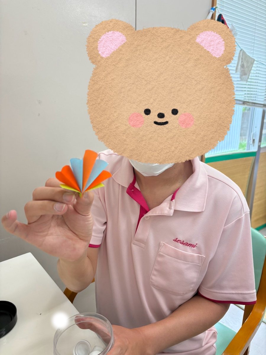 akiwa_kai's tweet photo. セサミ・みやざきです('◇')ゞ
生活介護のスタッフさんが、もみじ🍂を
折り紙で折りました。
支援員の説明をしっかり聞きながら
取り組めていました。
折ったもみじは施設内に掲示したいと
思います👍
#宮崎市
#生活介護
#就労継続支援B型
#秋
#もみじ
#折り紙 https://t.co/CDCH3sYxA2